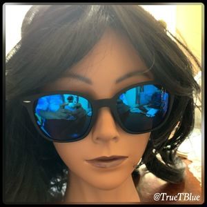 Blue Mirror Lense Sunglasses